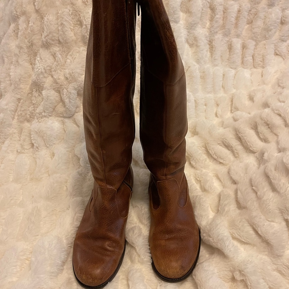 GUC Crocs Leather Boots Size 8